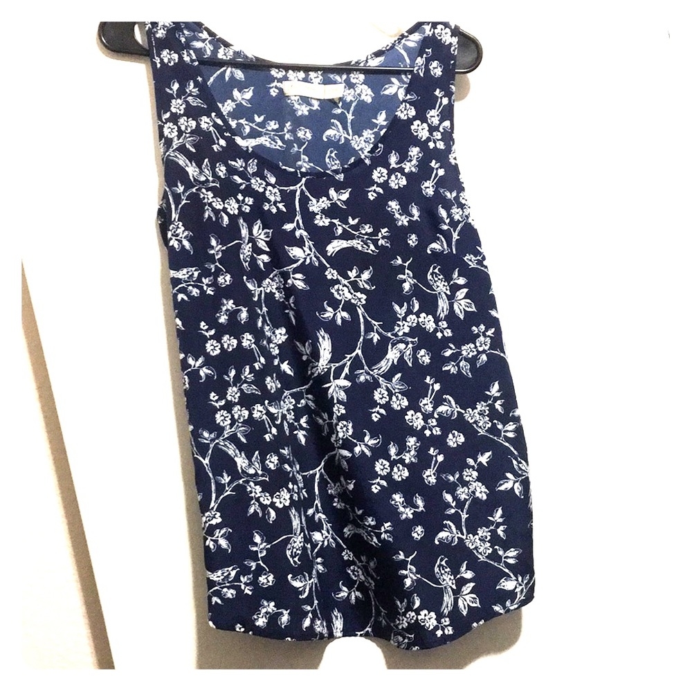 medium polyester tank top (feels like silk)